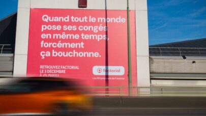 Factorial détourne le périphérique parisien pour une campagne RH percutante